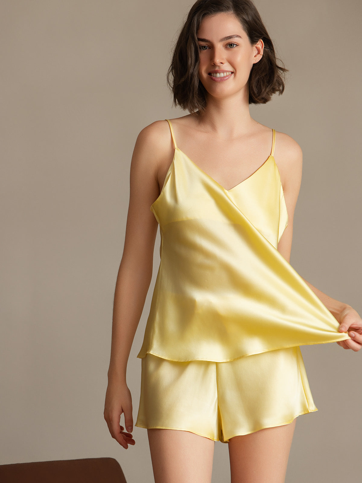 Light Yellow / XL(16)